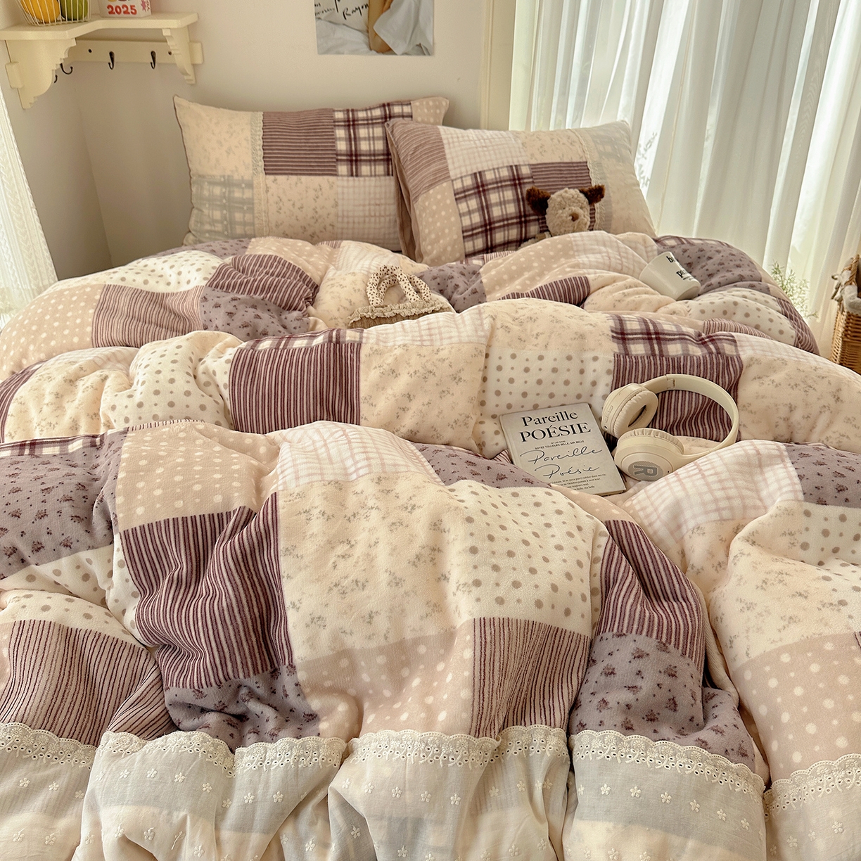 91家纺网 家纺一手货源 找家纺 桃子家居 2025新款A类蕾丝纯棉花边工艺花卉复古碎花加厚花边牛奶绒系列四件套 绒-蕾丝锡兰