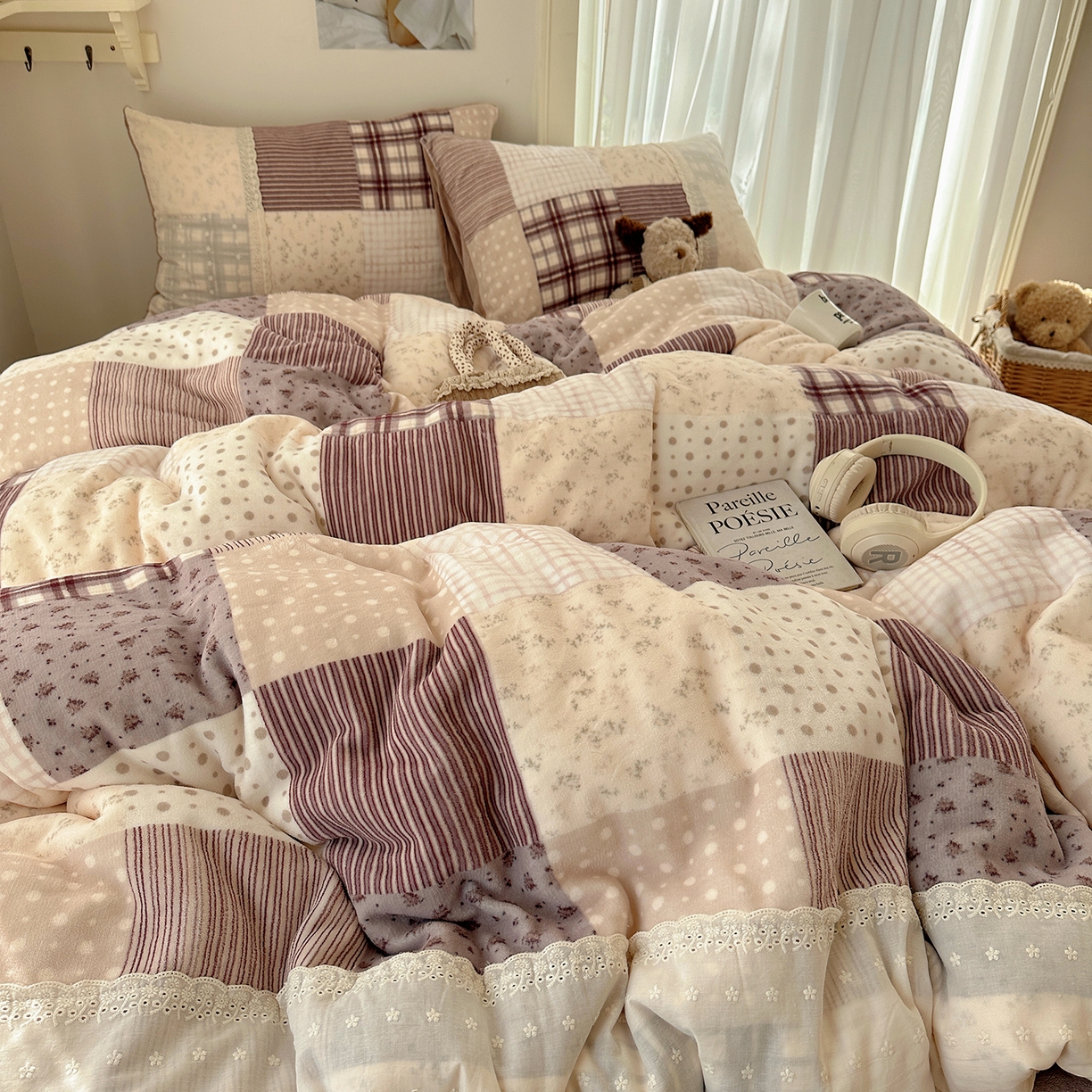 91家纺网 家纺一手货源 找家纺 桃子家居 2025新款A类蕾丝纯棉花边工艺花卉复古碎花加厚花边牛奶绒系列四件套 绒-蕾丝锡兰