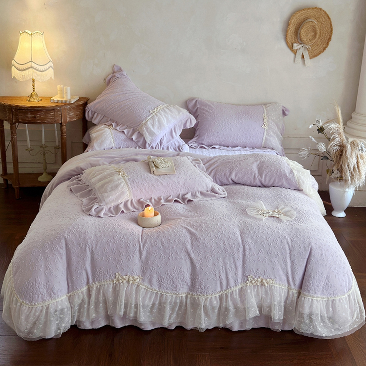 91家纺网 家纺一手货源 找家纺 （总）乐朵家居 2025新款恋恋花房 牛奶绒 夹棉床盖四件套（主推请询价）