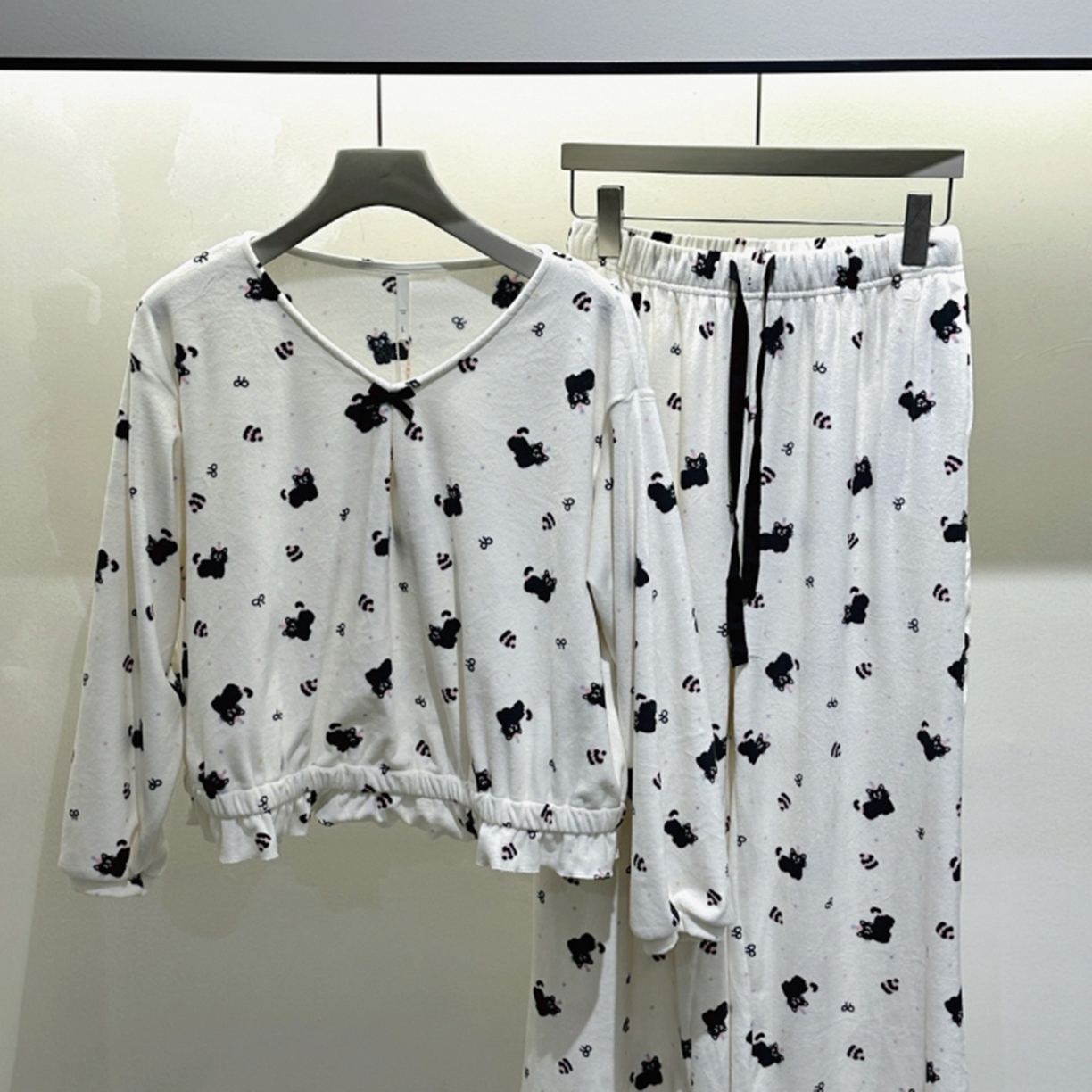 （总）妍景家居生活馆 2025新款海岛绒猫咪开衫套装