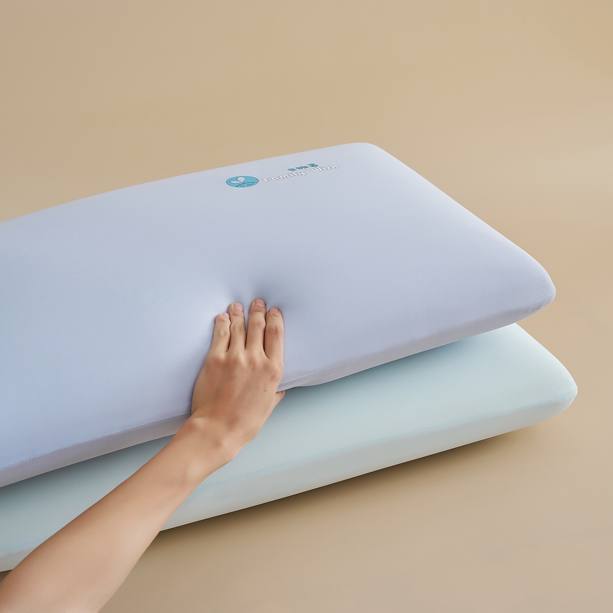 91家纺网 家纺一手货源 找家纺 鼎盛乳胶 2025新款生物基炫彩云感枕枕头枕芯 紫