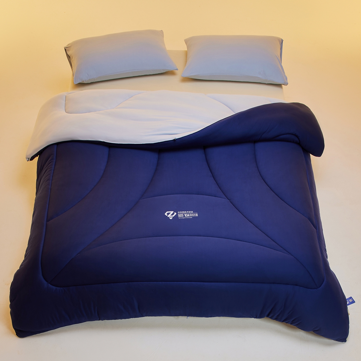 91家纺网 家纺一手货源 找家纺 （总）玛德琳 2025新款10A中科抗菌深睡云朵被子被芯-无影图