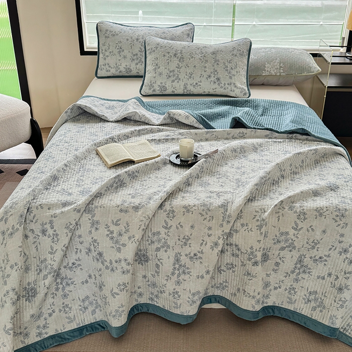 91家纺网 家纺一手货源 找家纺 （总）卢赛尔 2025新款印花加厚原麻宝宝绒双拼保暖床盖款三件套