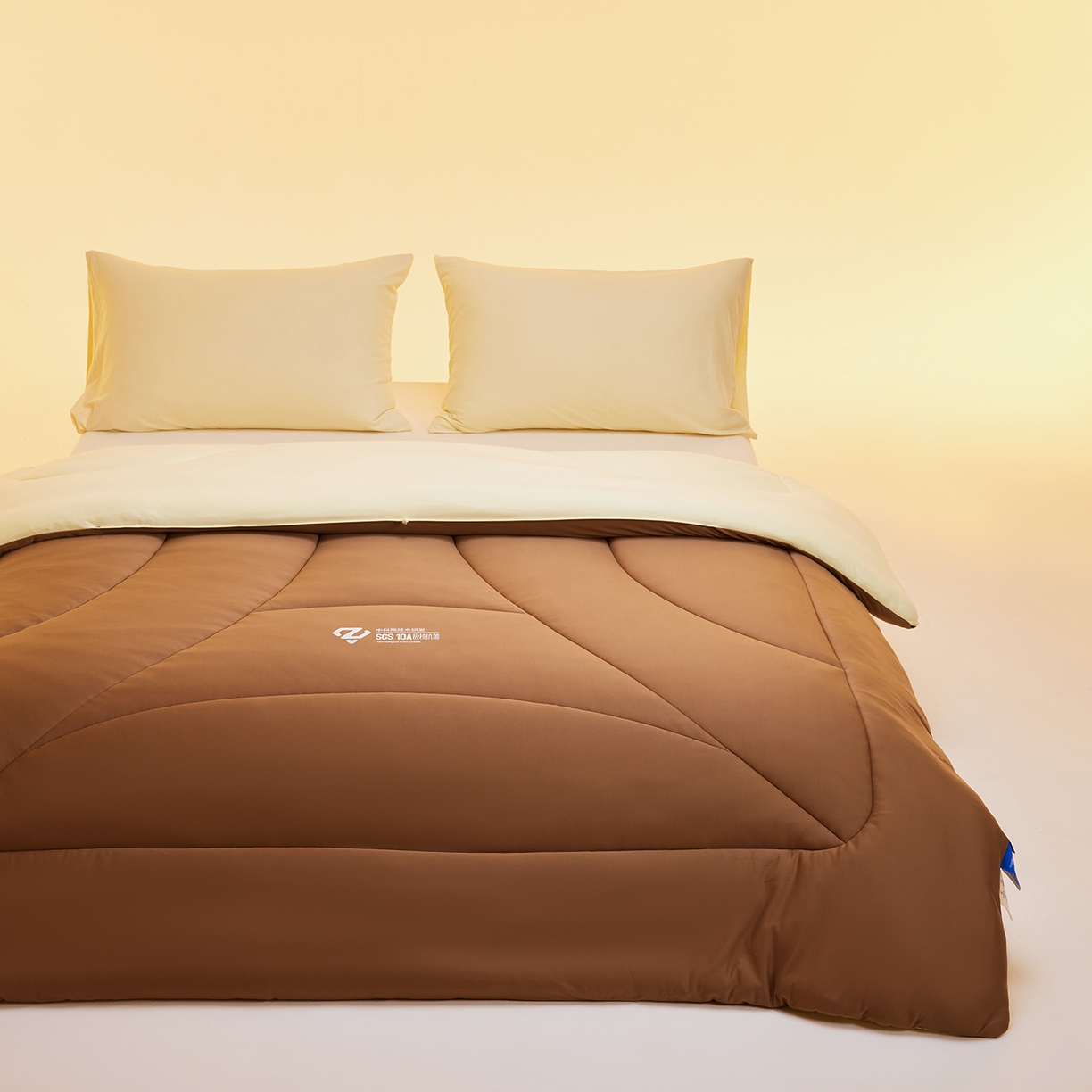 91家纺网 家纺一手货源 找家纺 玛德琳 2025新款10A中科抗菌深睡云朵被子被芯-无影图 摩卡慕斯