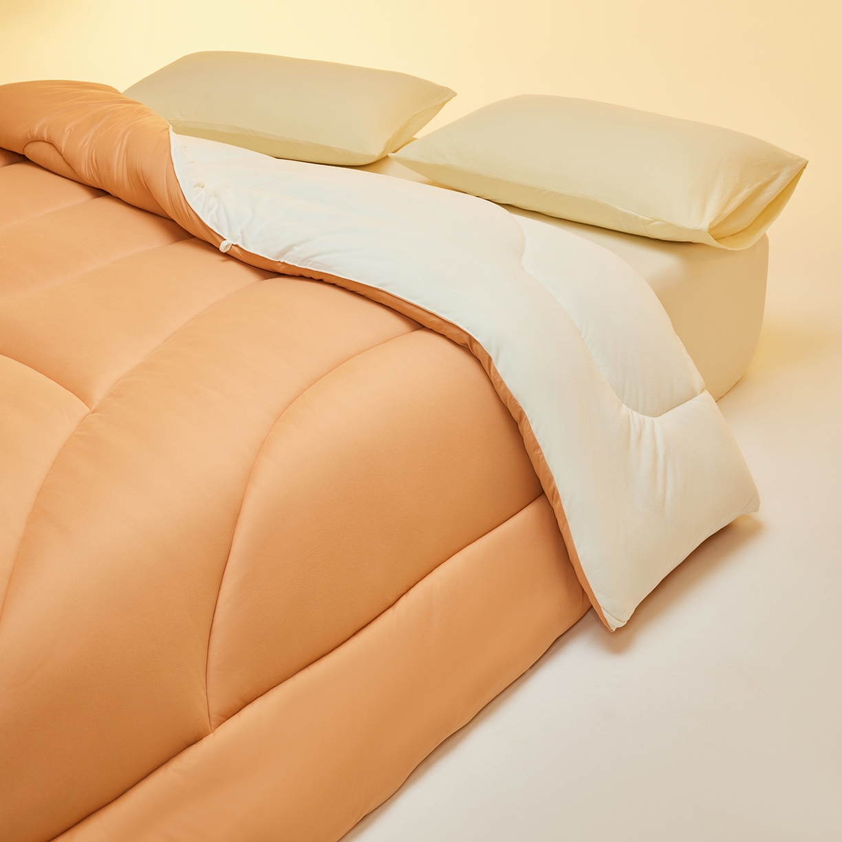 91家纺网 家纺一手货源 找家纺 玛德琳 2025新款10A中科抗菌深睡云朵被子被芯-无影图 暖阳橙