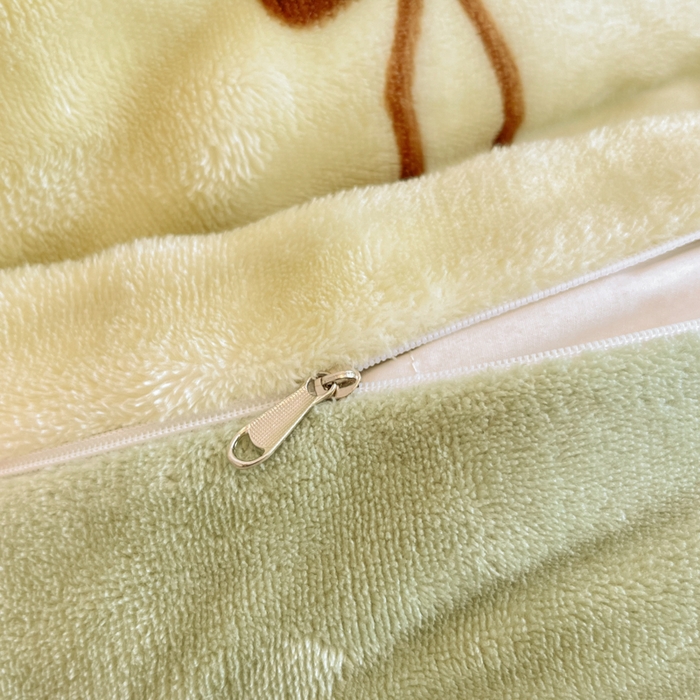 91家纺网 家纺一手货源 找家纺 柒月家居 2025新款时尚印花泡泡绒加厚保暖四件套套件 爱心绿