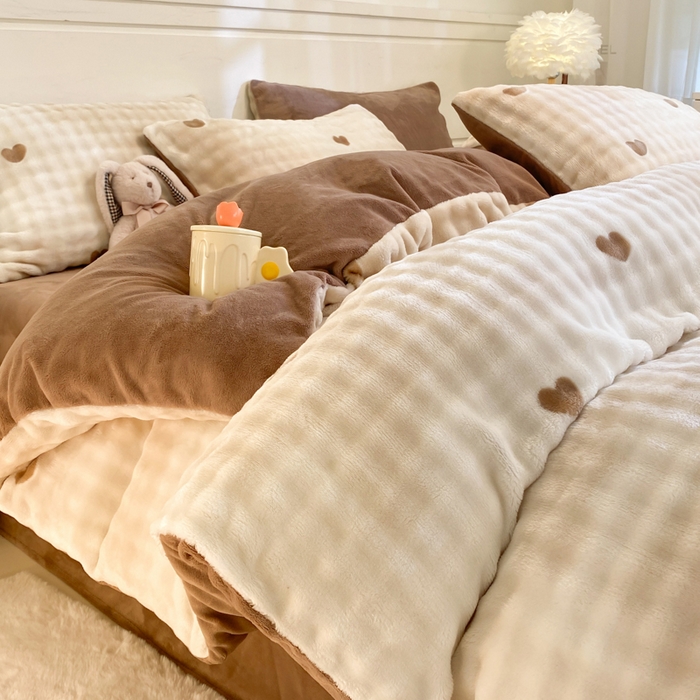 柒月家居 2025新款时尚印花泡泡绒加厚保暖四件套套件 泡泡-爱心咖