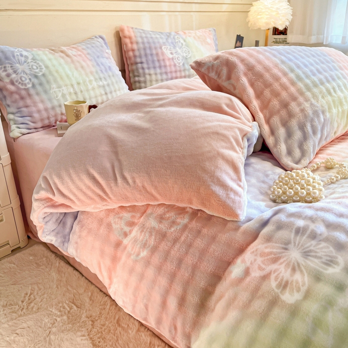 91家纺网 家纺一手货源 找家纺 柒月家居 2025新款时尚印花泡泡绒加厚保暖四件套套件 泡泡-彩色蝴蝶