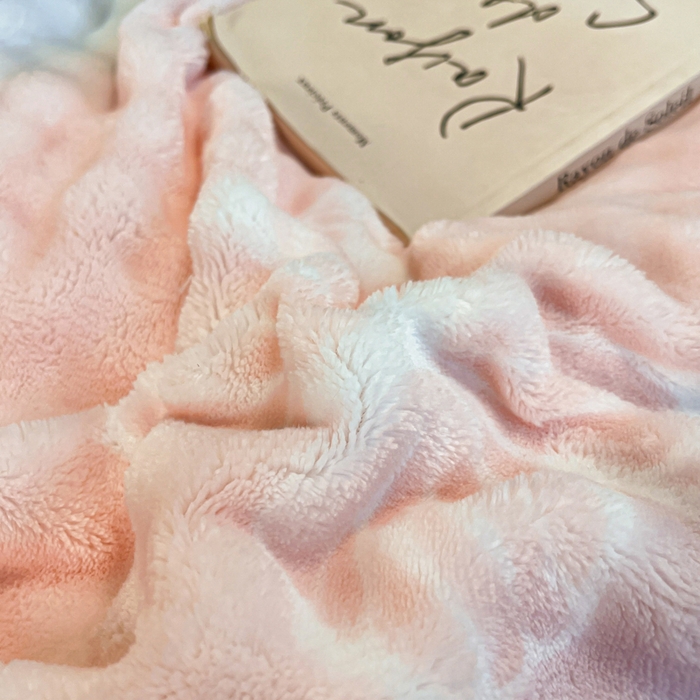 91家纺网 家纺一手货源 找家纺 柒月家居 2025新款时尚印花泡泡绒加厚保暖四件套套件 泡泡-彩色蝴蝶