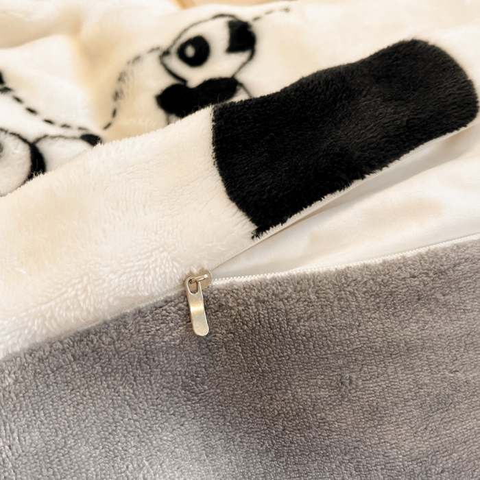 91家纺网 家纺一手货源 找家纺 柒月家居 2025新款时尚印花泡泡绒加厚保暖四件套套件 泡泡-黑色波点