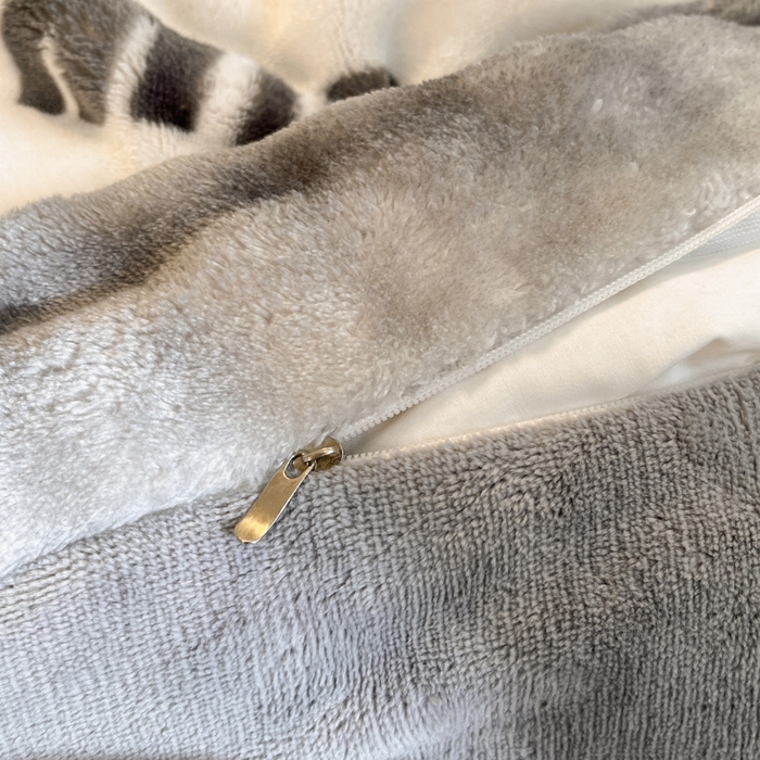 91家纺网 家纺一手货源 找家纺 柒月家居 2025新款时尚印花泡泡绒加厚保暖四件套套件 泡泡-灰色空间