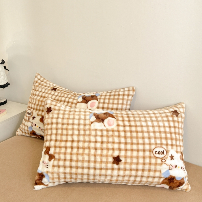 91家纺网 家纺一手货源 找家纺 柒月家居 2025新款时尚印花泡泡绒加厚保暖四件套套件 棕格KT