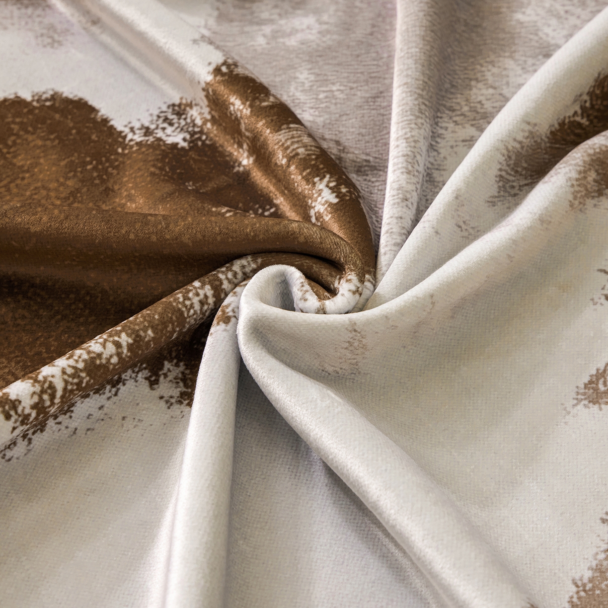 91家纺网 家纺一手货源 找家纺 （总）禧禾 2025新款300g氨超锦狐绒数码印花毛毯-