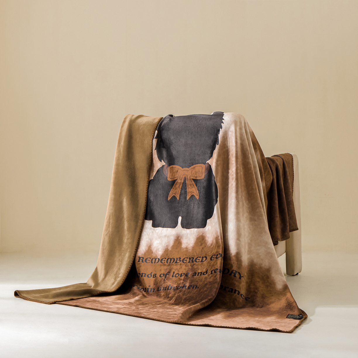 91家纺网 家纺一手货源 找家纺 （总）禧禾 2025新款300g氨超锦狐绒数码印花毛毯-布纹西高地