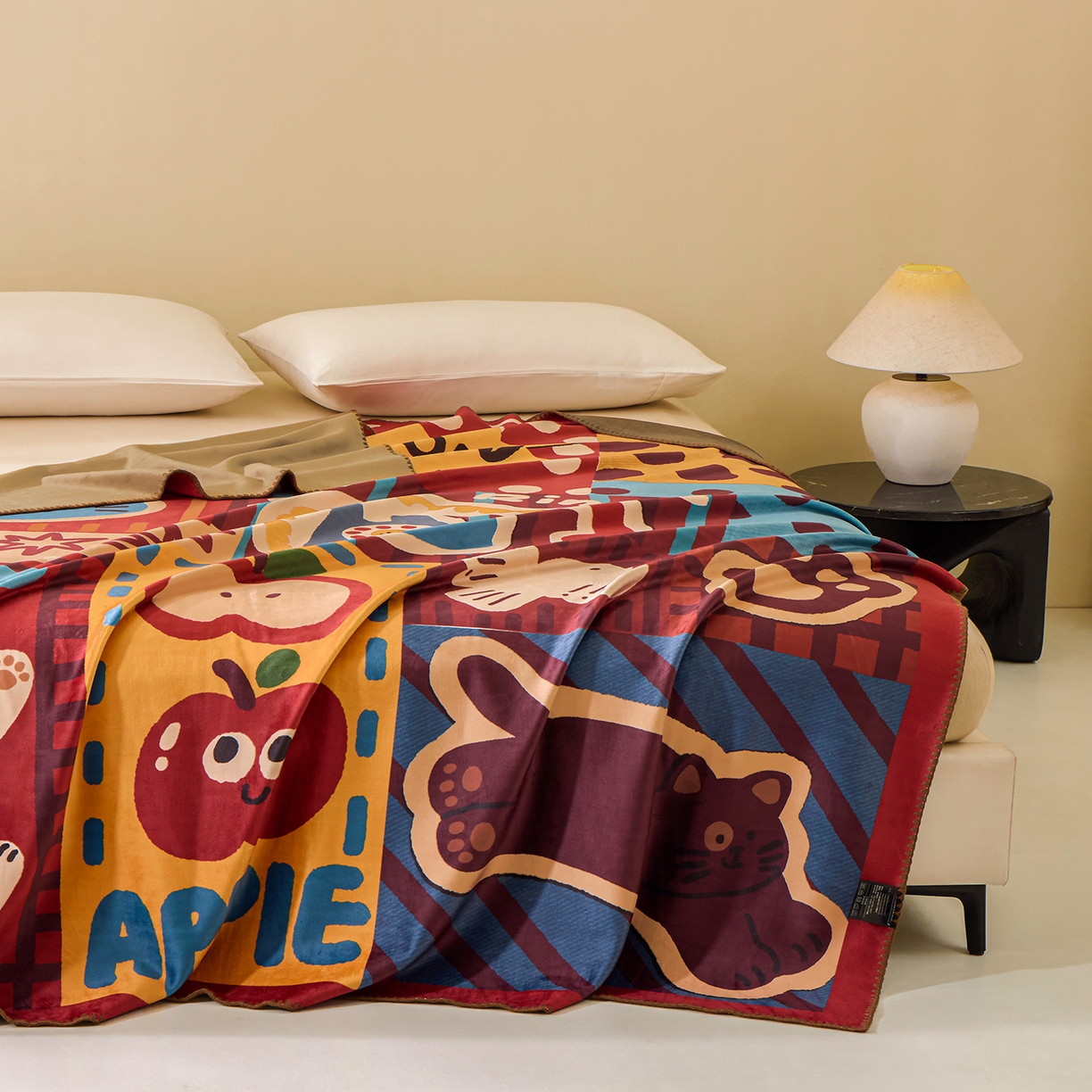 91家纺网 家纺一手货源 找家纺 （总）禧禾 2025新款300g氨超锦狐绒数码印花毛毯-动物拼图