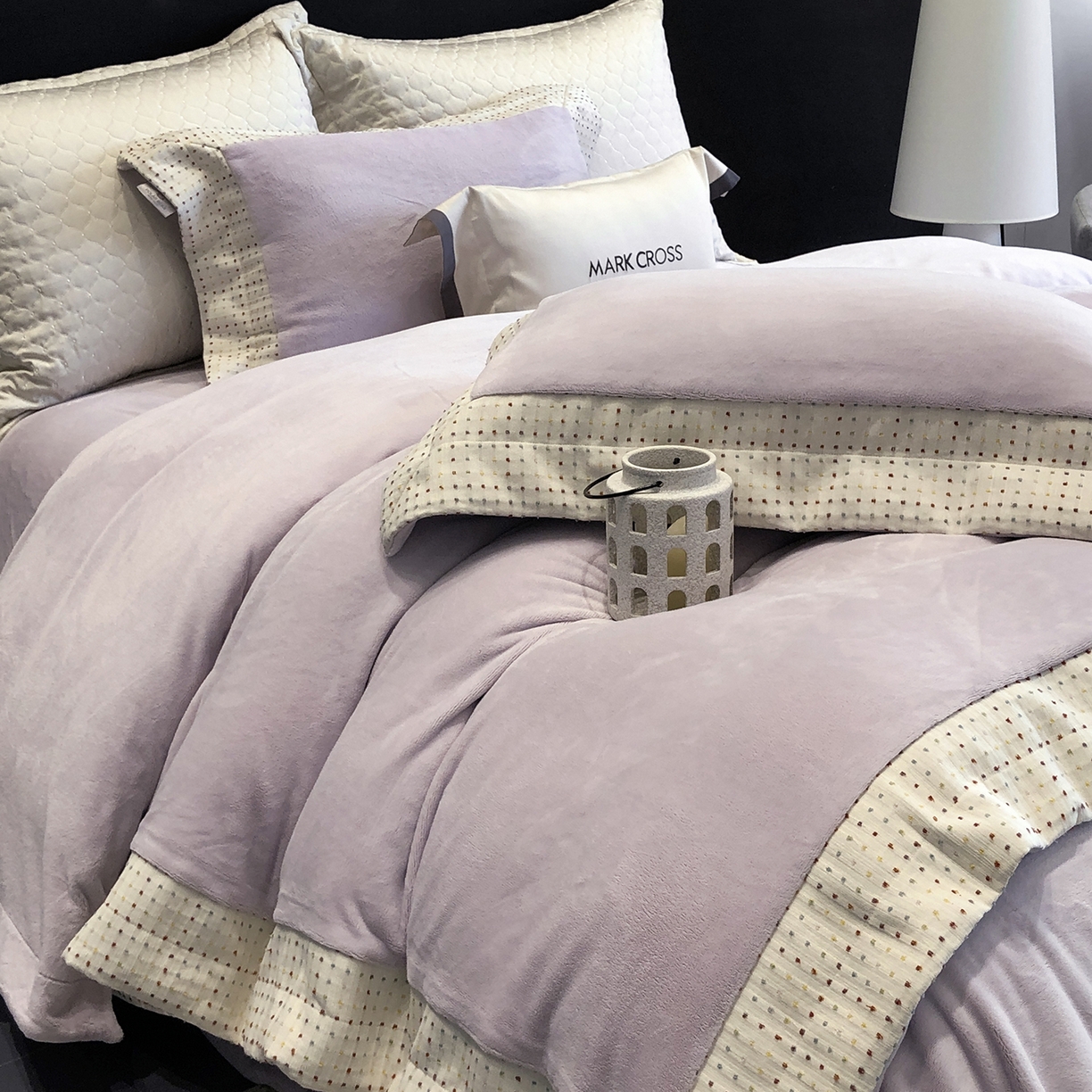 91家纺网 家纺一手货源 找家纺 （总）佳汐蓝家纺 2025新款熊极绒2.0重工色织大拼边系列四件套