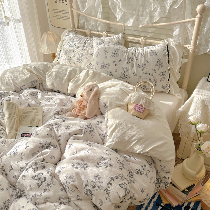 91家纺网 家纺一手货源 找家纺 阿曼达 2025新款韩系法式慵懒氛围感印花泡芙花边四件套（专版花型）-樱花泡芙 樱花泡芙-花园