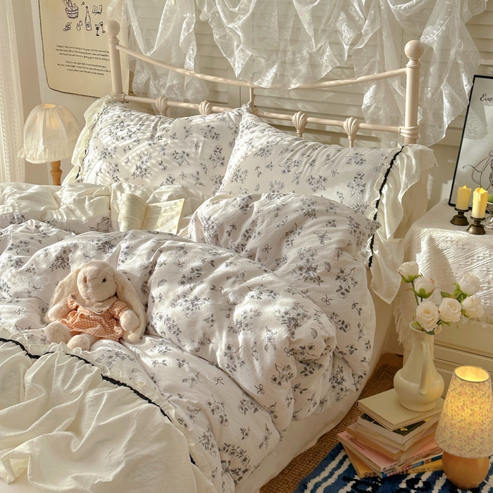 91家纺网 家纺一手货源 找家纺 阿曼达 2025新款韩系法式慵懒氛围感印花泡芙花边四件套（专版花型）-樱花泡芙 樱花泡芙-花园