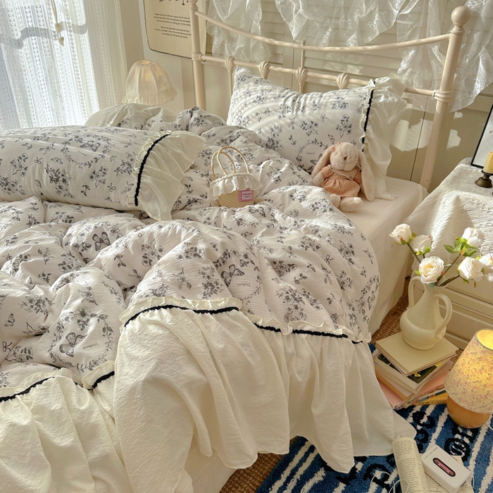 91家纺网 家纺一手货源 找家纺 阿曼达 2025新款韩系法式慵懒氛围感印花泡芙花边四件套（专版花型）-樱花泡芙 樱花泡芙-花园