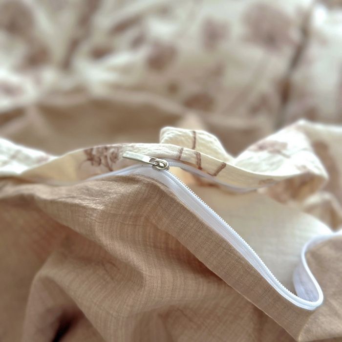 91家纺网 家纺一手货源 找家纺 阿曼达 2025新款韩系法式慵懒氛围感印花泡芙花边四件套（专版花型）-樱花泡芙 樱花泡芙-可可