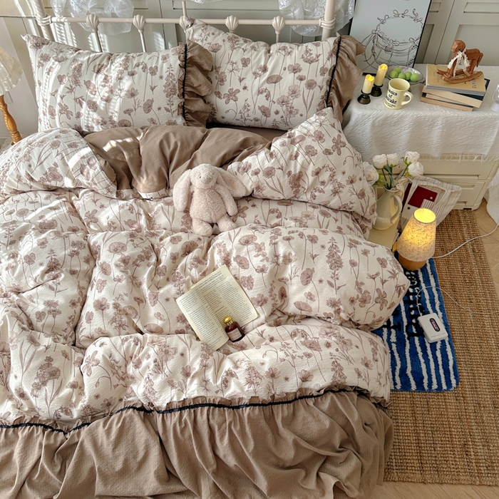 91家纺网 家纺一手货源 找家纺 阿曼达 2025新款韩系法式慵懒氛围感印花泡芙花边四件套（专版花型）-樱花泡芙 樱花泡芙-可可