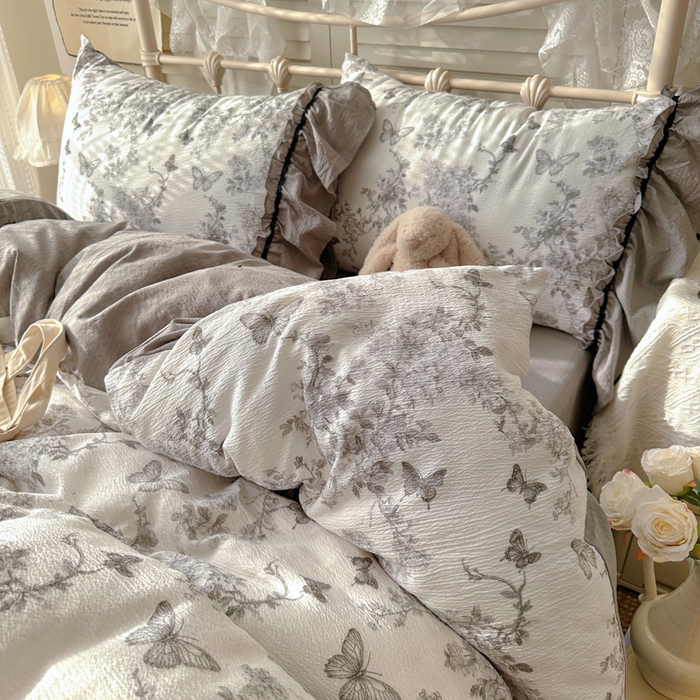 91家纺网 家纺一手货源 找家纺 阿曼达 2025新款韩系法式慵懒氛围感印花泡芙花边四件套（专版花型）-樱花泡芙 樱花泡芙-梦境