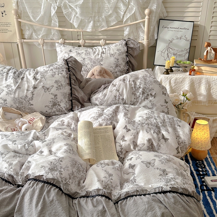 91家纺网 家纺一手货源 找家纺 阿曼达 2025新款韩系法式慵懒氛围感印花泡芙花边四件套（专版花型）-樱花泡芙 樱花泡芙-梦境