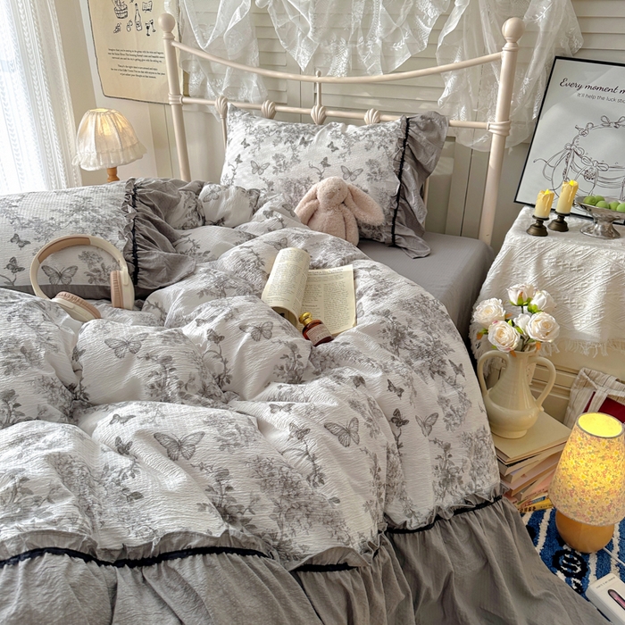 91家纺网 家纺一手货源 找家纺 阿曼达 2025新款韩系法式慵懒氛围感印花泡芙花边四件套（专版花型）-樱花泡芙 樱花泡芙-梦境