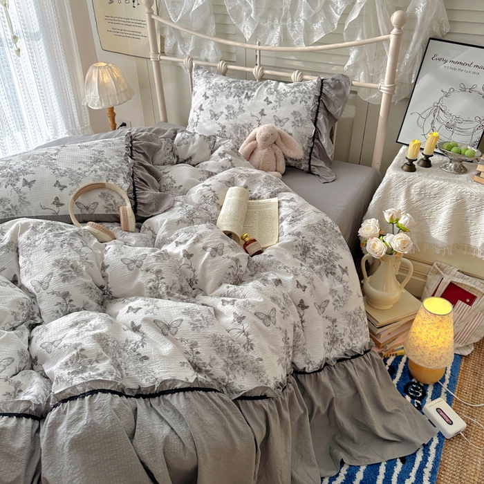 91家纺网 家纺一手货源 找家纺 阿曼达 2025新款韩系法式慵懒氛围感印花泡芙花边四件套（专版花型）-樱花泡芙 樱花泡芙-梦境