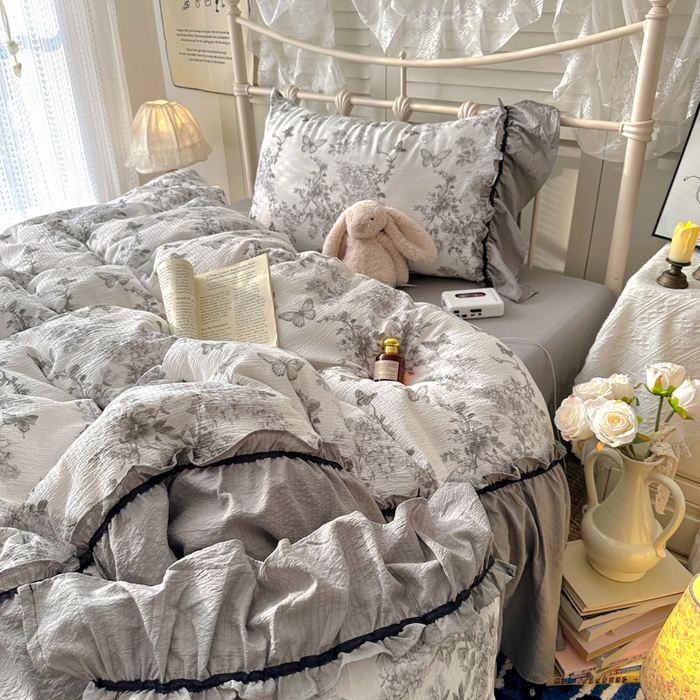 91家纺网 家纺一手货源 找家纺 阿曼达 2025新款韩系法式慵懒氛围感印花泡芙花边四件套（专版花型）-樱花泡芙 樱花泡芙-梦境