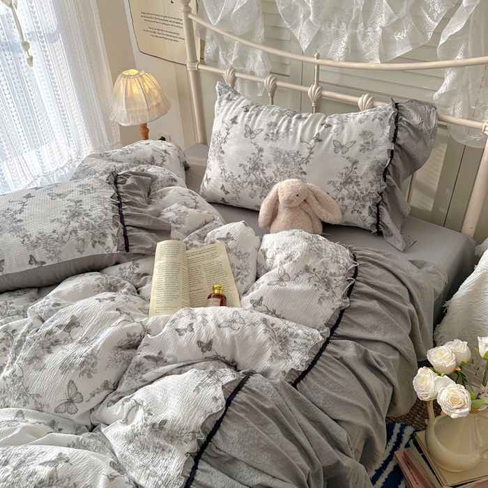 91家纺网 家纺一手货源 找家纺 阿曼达 2025新款韩系法式慵懒氛围感印花泡芙花边四件套（专版花型）-樱花泡芙 樱花泡芙-梦境