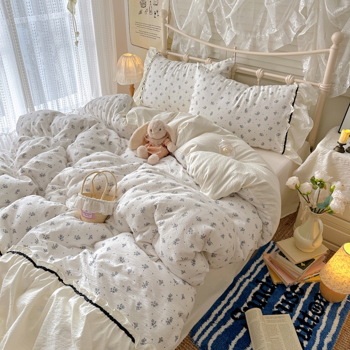 91家纺网 家纺一手货源 找家纺 阿曼达 2025新款韩系法式慵懒氛围感印花泡芙花边四件套（专版花型）-樱花泡芙 樱花泡芙-木槿白