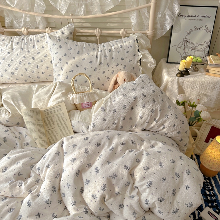 91家纺网 家纺一手货源 找家纺 阿曼达 2025新款韩系法式慵懒氛围感印花泡芙花边四件套（专版花型）-樱花泡芙 樱花泡芙-木槿白