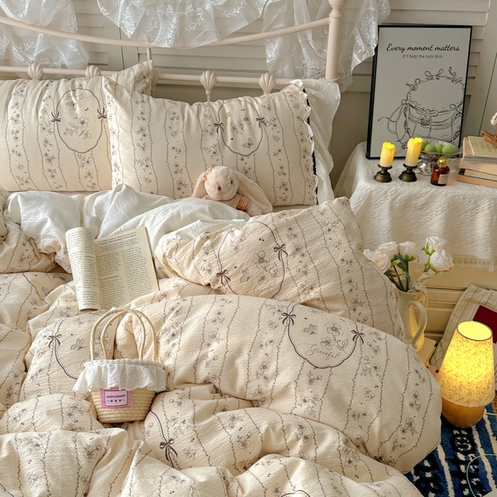 91家纺网 家纺一手货源 找家纺 阿曼达 2025新款韩系法式慵懒氛围感印花泡芙花边四件套（专版花型）-樱花泡芙 樱花泡芙-香榭