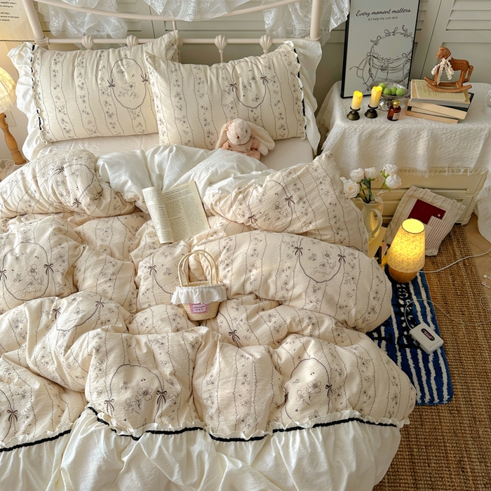 91家纺网 家纺一手货源 找家纺 阿曼达 2025新款韩系法式慵懒氛围感印花泡芙花边四件套（专版花型）-樱花泡芙 樱花泡芙-香榭