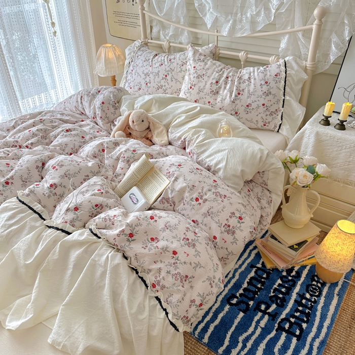 91家纺网 家纺一手货源 找家纺 阿曼达 2025新款韩系法式慵懒氛围感印花泡芙花边四件套（专版花型）-樱花泡芙 樱花泡芙-原里红