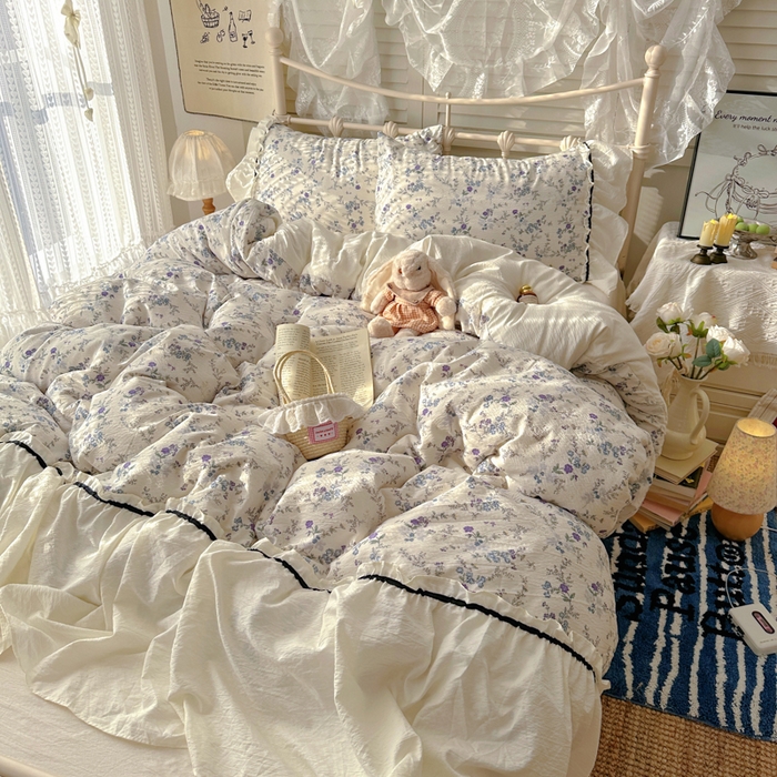 91家纺网 家纺一手货源 找家纺 阿曼达 2025新款韩系法式慵懒氛围感印花泡芙花边四件套（专版花型）-樱花泡芙 樱花泡芙-原里蓝