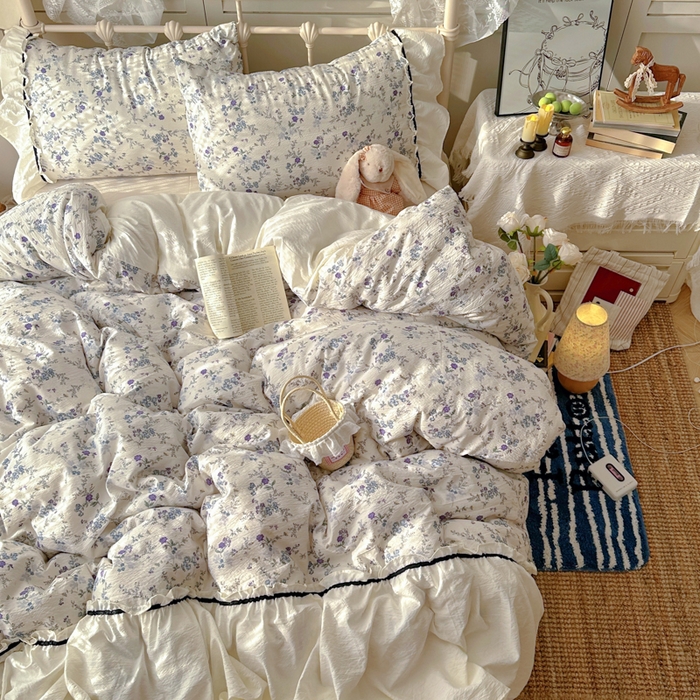 91家纺网 家纺一手货源 找家纺 阿曼达 2025新款韩系法式慵懒氛围感印花泡芙花边四件套（专版花型）-樱花泡芙 樱花泡芙-原里蓝