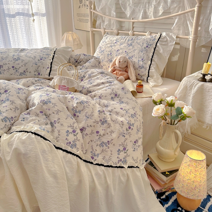91家纺网 家纺一手货源 找家纺 阿曼达 2025新款韩系法式慵懒氛围感印花泡芙花边四件套（专版花型）-樱花泡芙 樱花泡芙-原里蓝