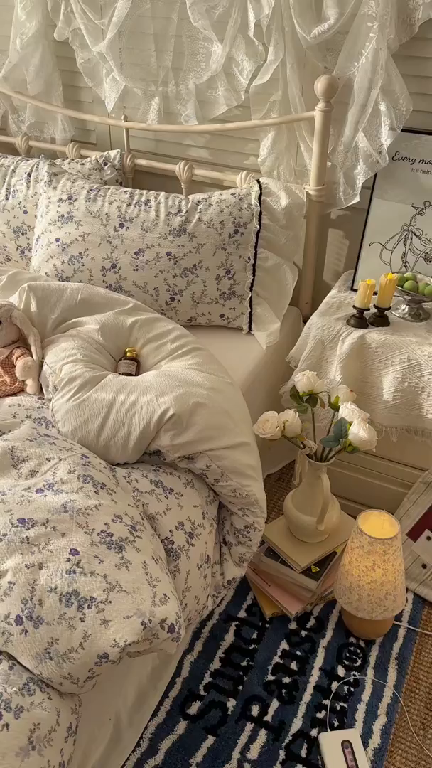 91家纺网 家纺一手货源 找家纺 阿曼达 2025新款韩系法式慵懒氛围感印花泡芙花边四件套（专版花型）-樱花泡芙 樱花泡芙-原里蓝