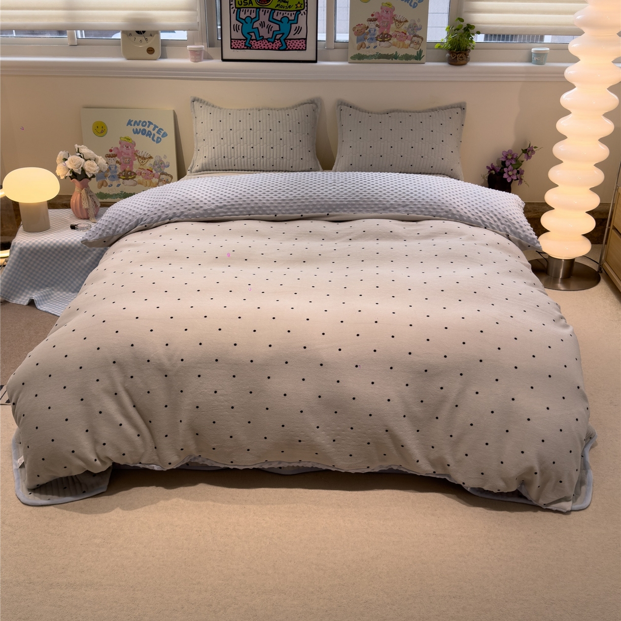 91家纺网 家纺一手货源 找家纺 佰亿莱 2026新款牛奶绒豆豆绒印花床盖四件套 可可蓝