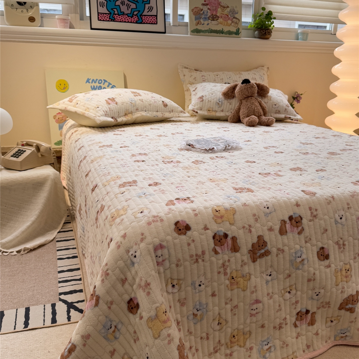 91家纺网 家纺一手货源 找家纺 佰亿莱 2026新款牛奶绒豆豆绒印花床盖四件套 旺仔乐园