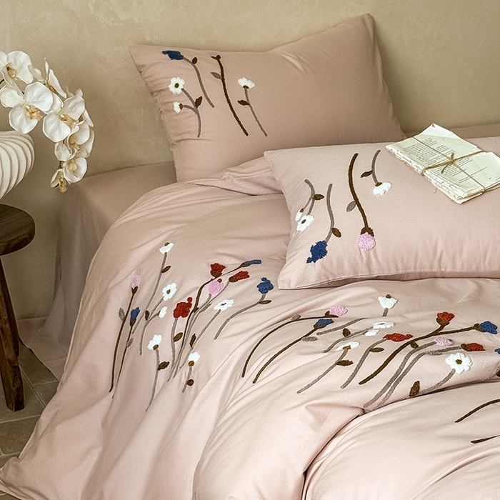 91家纺网 家纺一手货源 找家纺 （总）Mr.pig猪先生水洗棉 2025新款全棉水洗棉毛巾绣四件套-花盏