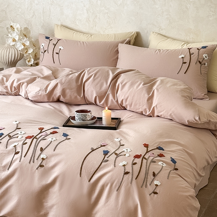 91家纺网 家纺一手货源 找家纺 （总）Mr.pig猪先生水洗棉 2025新款全棉水洗棉毛巾绣四件套-花盏