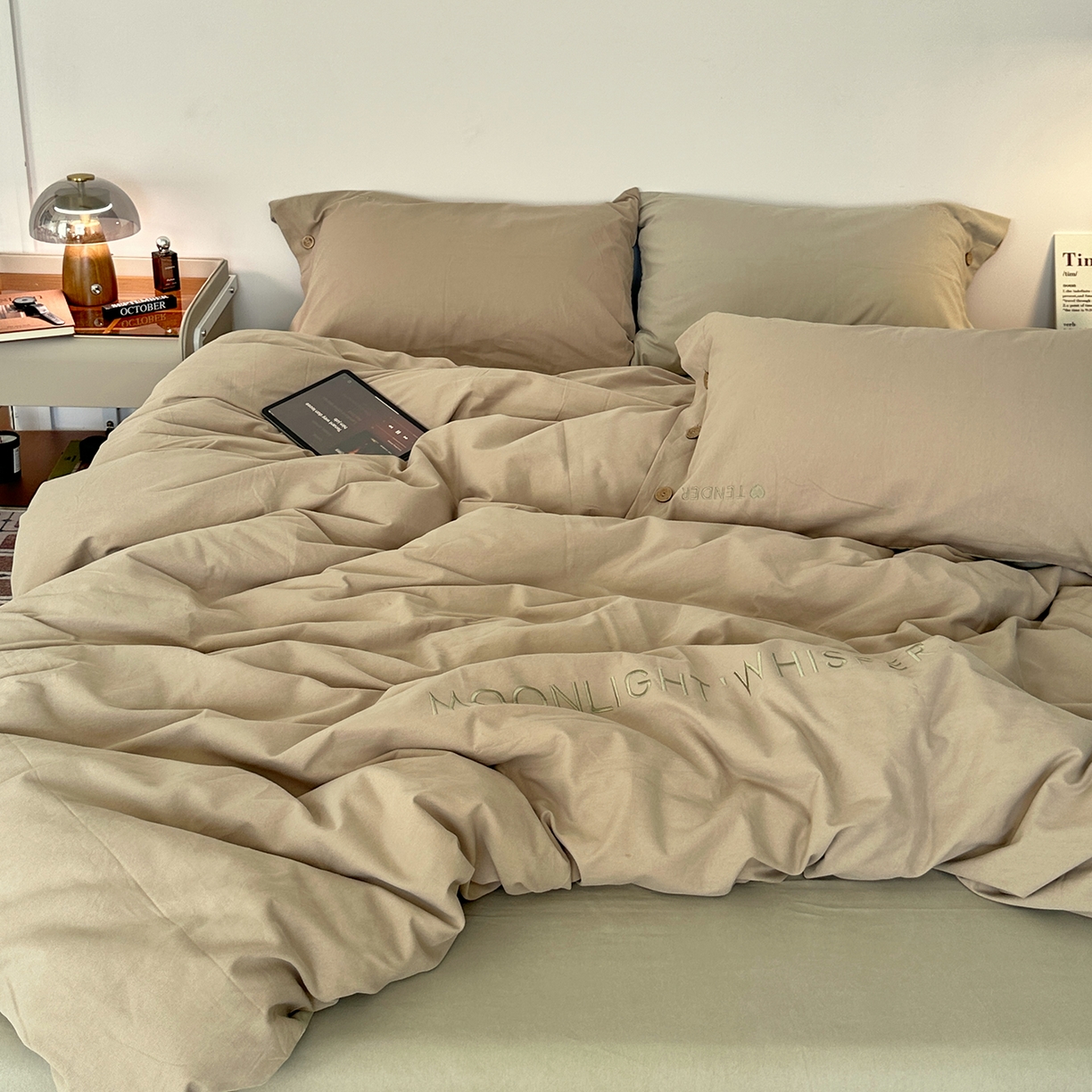 艾咪-Amy ntmy 2025秋冬纽扣款全棉加厚磨毛刺绣四件套-漫月 漫月卡绿