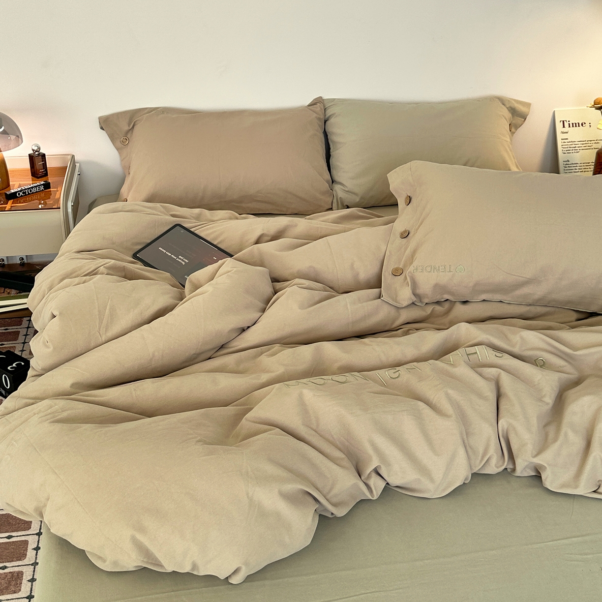 91家纺网 家纺一手货源 找家纺 艾咪-Amy ntmy 2025秋冬纽扣款全棉加厚磨毛刺绣四件套-漫月 漫月卡绿