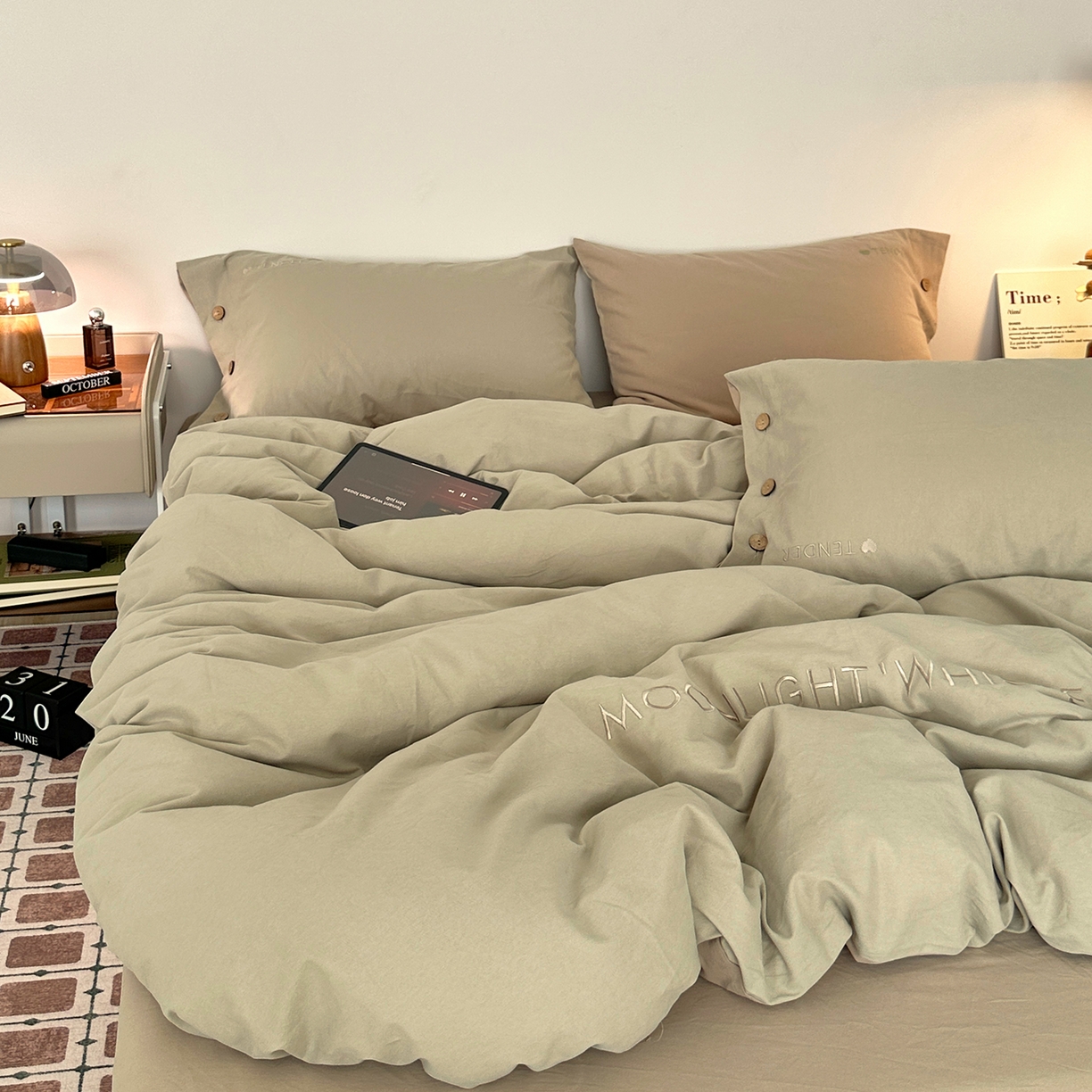 91家纺网 家纺一手货源 找家纺 艾咪-Amy ntmy 2025秋冬纽扣款全棉加厚磨毛刺绣四件套-漫月 漫月绿卡