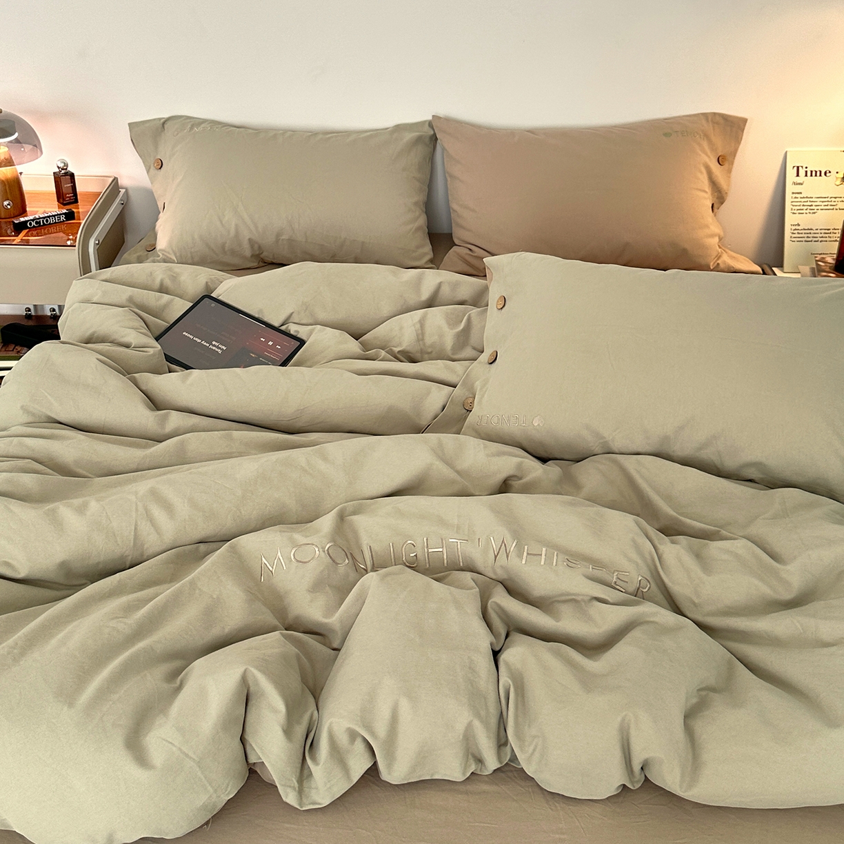 91家纺网 家纺一手货源 找家纺 艾咪-Amy ntmy 2025秋冬纽扣款全棉加厚磨毛刺绣四件套-漫月 漫月绿卡