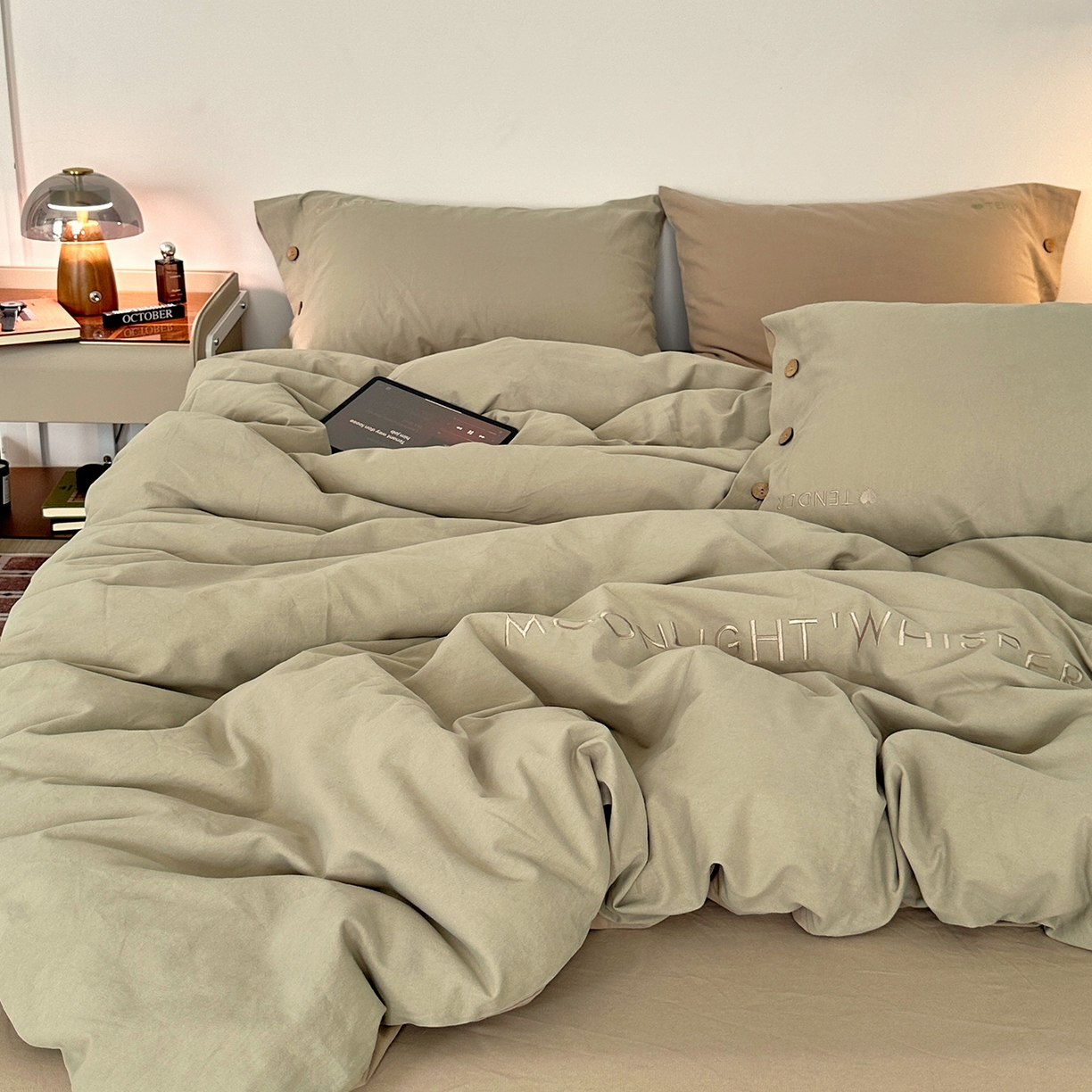 91家纺网 家纺一手货源 找家纺 艾咪-Amy ntmy 2025秋冬纽扣款全棉加厚磨毛刺绣四件套-漫月 漫月绿卡