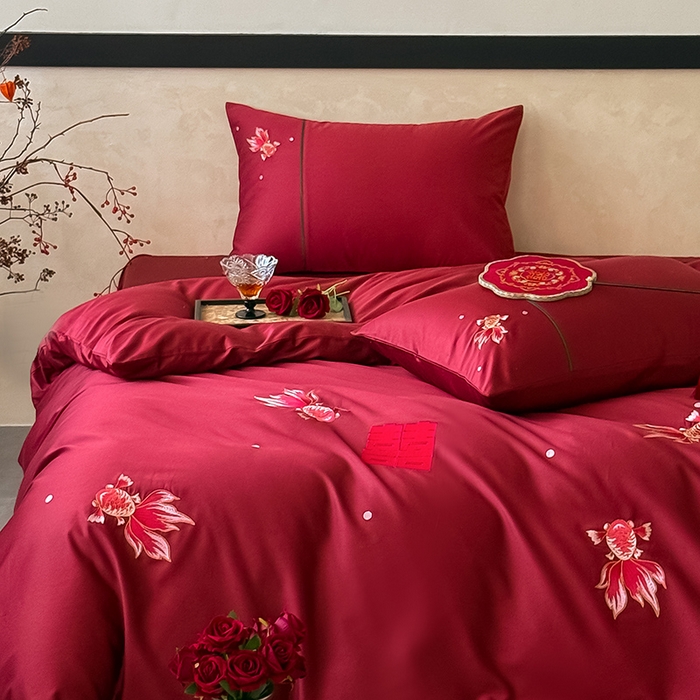 91家纺网 家纺一手货源 找家纺 （总）Mr.pig猪先生水洗棉 2025新款婚庆长绒棉贡缎绣花四件套-禧时